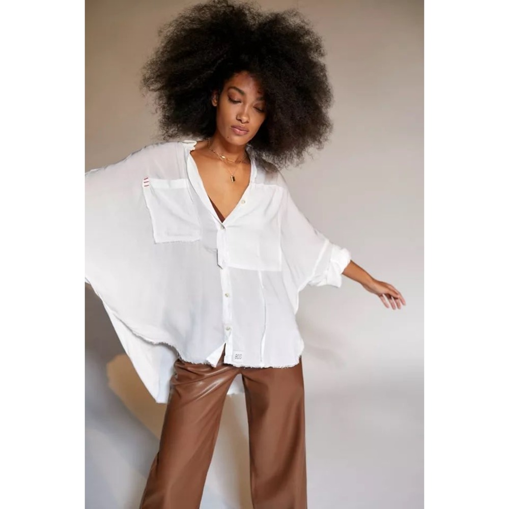 BDG Urban Outfitters Oversized Deconstructed Frayed Button Down Shirt Cream S